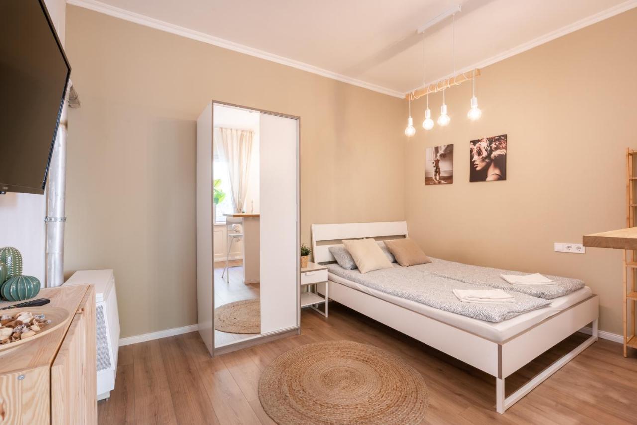 D71 Superior Apartments, Best Location, By Bqa Budapest Exterior photo