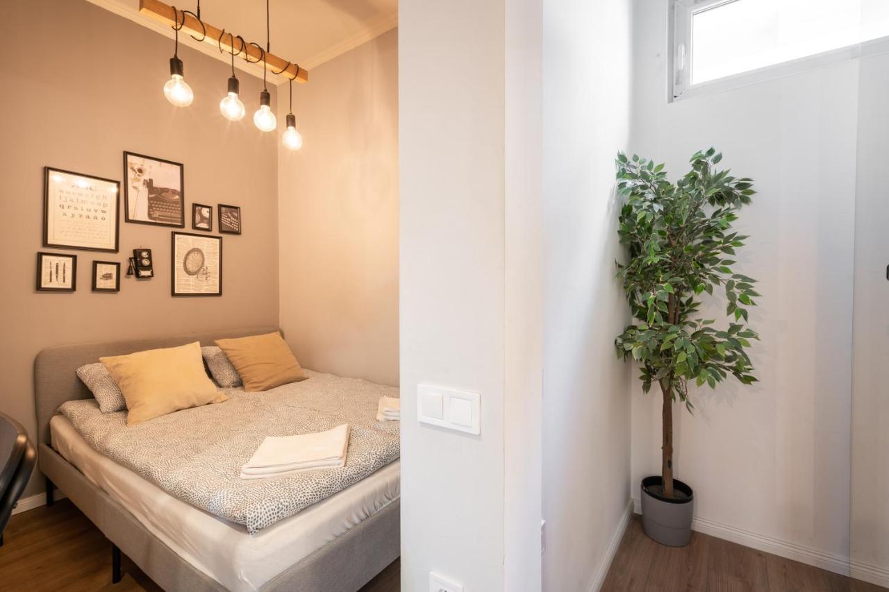D71 Superior Apartments, Best Location, By Bqa Budapest Exterior photo
